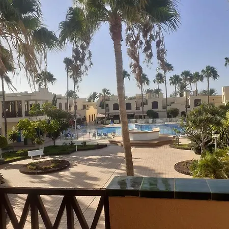 Appartement !NEW! Bel appartement avec jolie vue sur la piscine