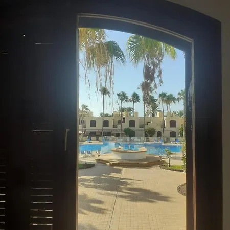 !NEW! Bel appartement avec jolie vue sur la piscine Appartement